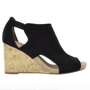 like new Black microsuede Wedge Sandals